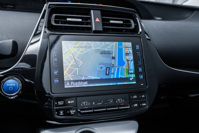 Toyota Prius Plug-in Hybrid diperkenal – lebih banyak teknologi maju, jarak pergerakan mod EV berganda 613270