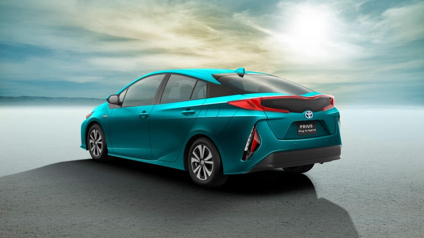 Toyota Prius Plug-in Hybrid diperkenal – lebih banyak teknologi maju, jarak pergerakan mod EV berganda 613249