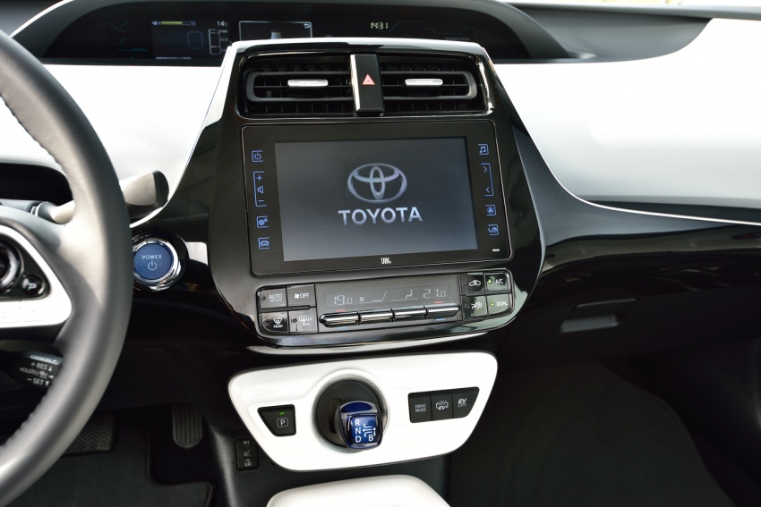 Toyota Prius Plug-in Hybrid diperkenal – lebih banyak teknologi maju, jarak pergerakan mod EV berganda 613334