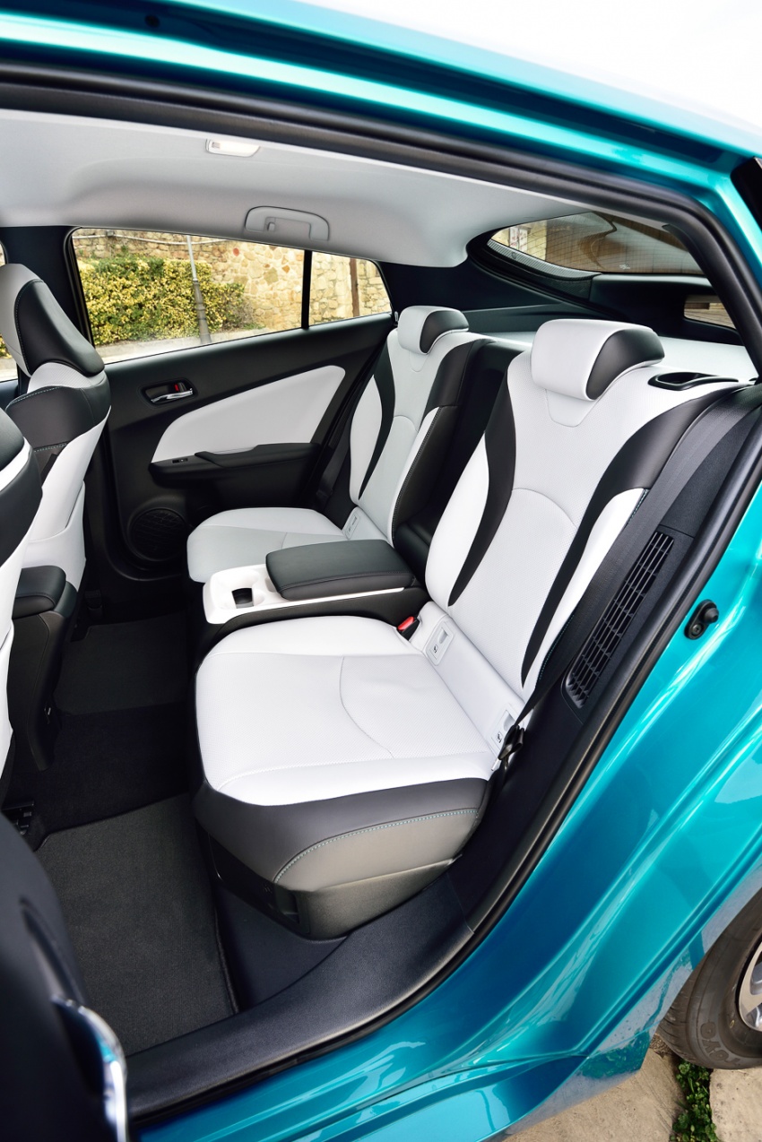 Toyota Prius Plug-in Hybrid diperkenal – lebih banyak teknologi maju, jarak pergerakan mod EV berganda 613340