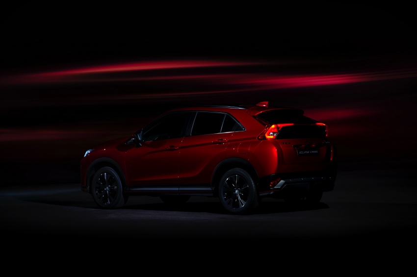 Mitsubishi Eclipse Cross revealed – the ASX “coupe” 621713