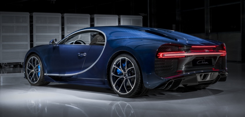 VIDEO: Bugatti Chiron – first customer cars being delivered; new Bleu Royal finish to appear at Geneva 624610