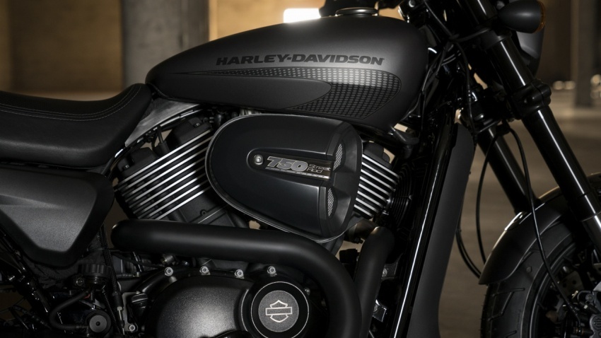 Harley-Davidson Street Rod 750 2017 diperkenal di AS – badan serba hitam, brek cakera berkembar di depan 628826