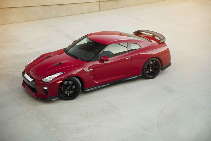 2017 Nissan GT-R Track Edition set to debut in the US Image #635571