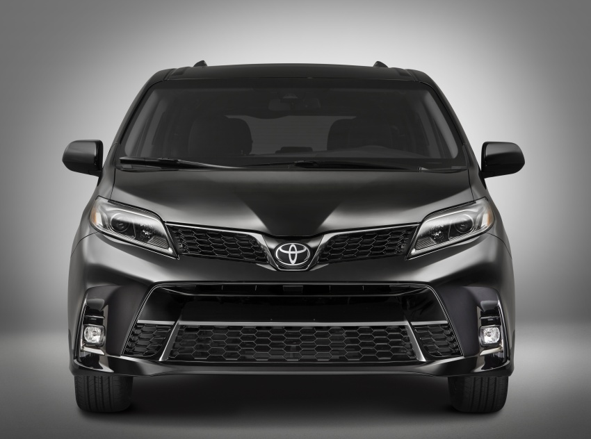 Toyota Sienna facelift unveiled – new looks, safety kit 633631