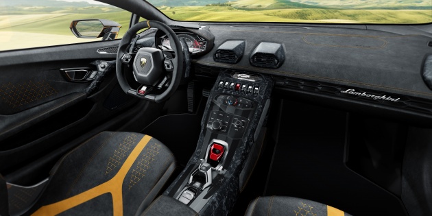 Lamborghini Huracan Performante: 640 hp, active aero