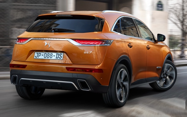 DS7 Crossback unveiled – X3 rival bound for Geneva