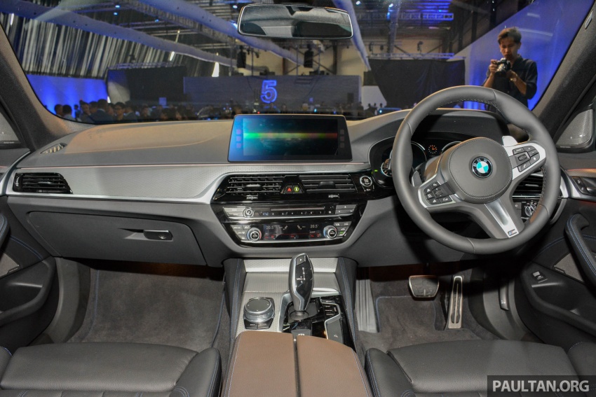 BMW 5 Series G 30 terjah pasaran Malaysia secara rasmi – 530i 2.0 liter turbo, 8-kelajuan, RM398,800 636441