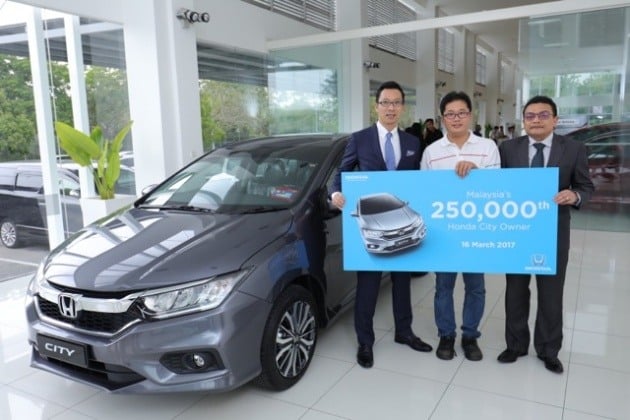 Honda rai pemilik ke-250,000 model City di Malaysia