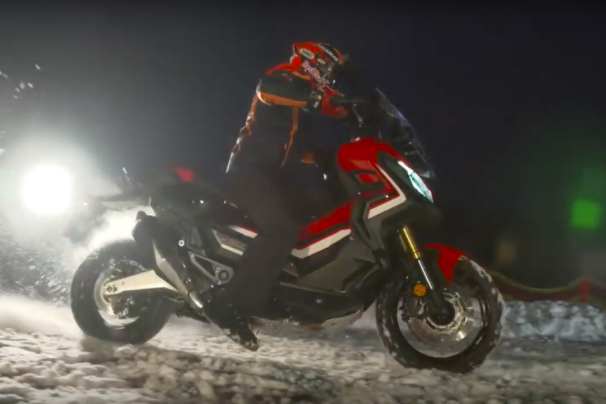 VIDEO: Marc Marquez rides on ice with Honda X-ADV 625481