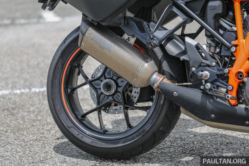 REVIEW: 2017 KTM 1290 Super Duke GT – so, what’s a nice bike like you doing with an engine like this? 635787