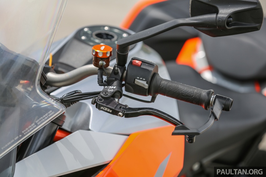 REVIEW: 2017 KTM 1290 Super Duke GT – so, what’s a nice bike like you doing with an engine like this? 635773