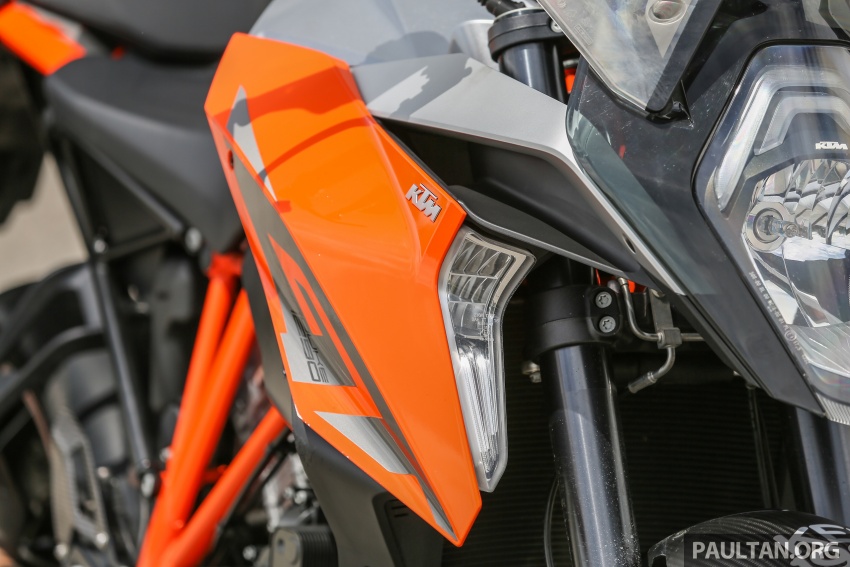 REVIEW: 2017 KTM 1290 Super Duke GT – so, what’s a nice bike like you doing with an engine like this? 635774