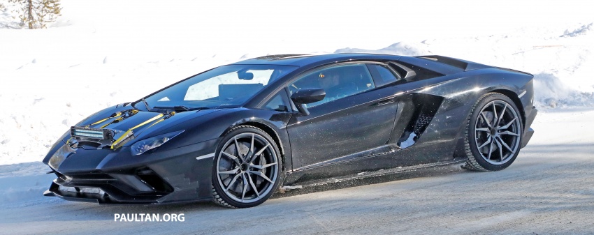 SPIED: Lamborghini Aventador Performante testing 629390