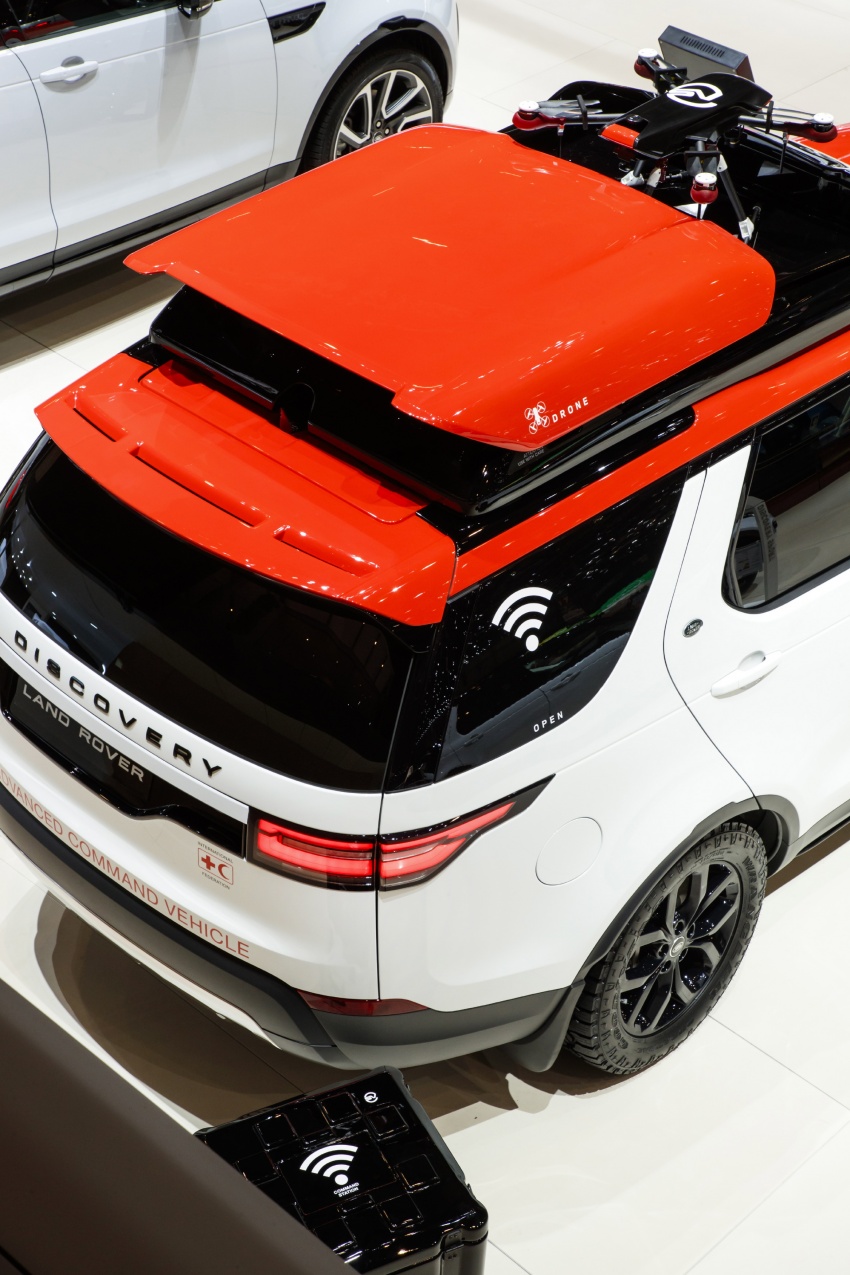 Land Rover reveals Project Hero at Geneva show – Discovery with roof-mounted drone for the Red Cross 627992