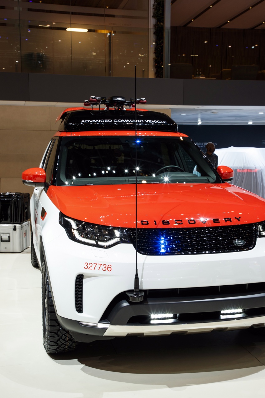 Land Rover reveals Project Hero at Geneva show – Discovery with roof-mounted drone for the Red Cross 628007