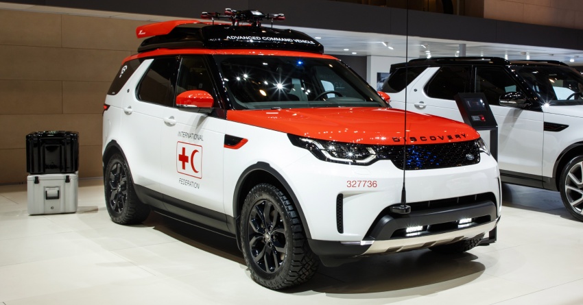 Land Rover reveals Project Hero at Geneva show – Discovery with roof-mounted drone for the Red Cross 627985