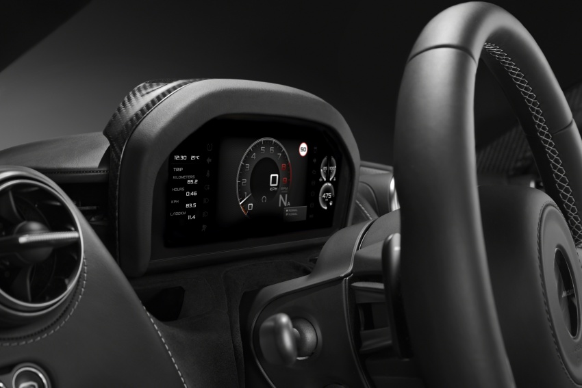 Second-gen McLaren Super Series model to feature Folding Driver Display – two modes available to driver 623857
