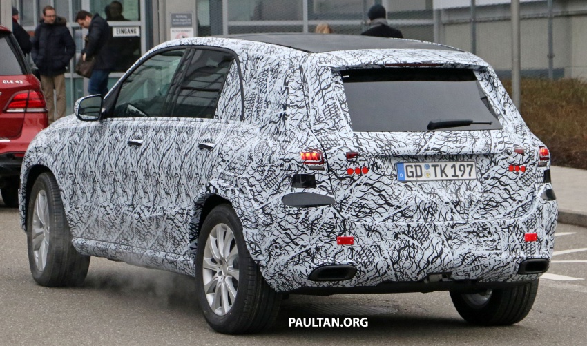 SPIED: Next Mercedes-Benz GLE spotted, with interior 628565