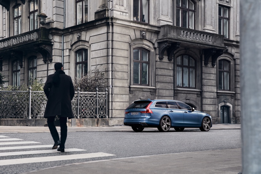 Volvo S90 dan V90 dilancarkan di M’sia; T5 dan T6 R-Design, semi-autonomous – harga dari RM389k 633832