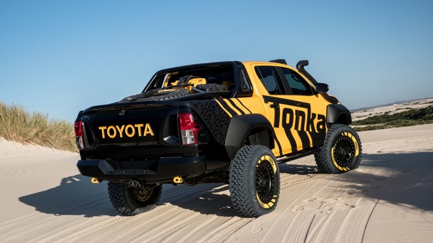 Toyota Hilux Tonka Concept – raja di padang pasir 637422