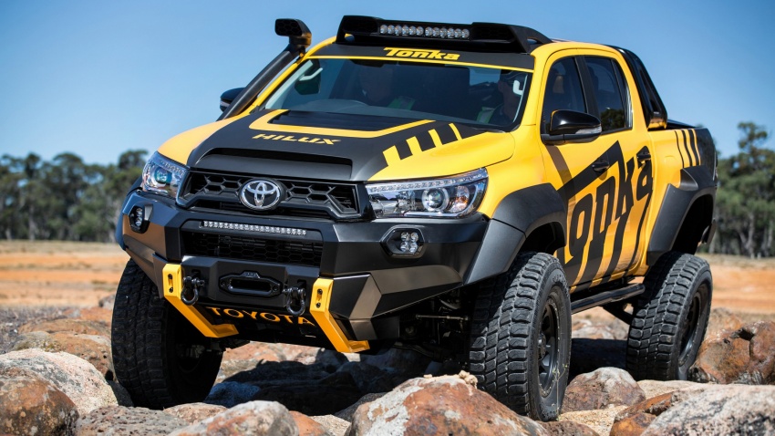 Toyota Hilux Tonka Concept – king of the sandpit 637309