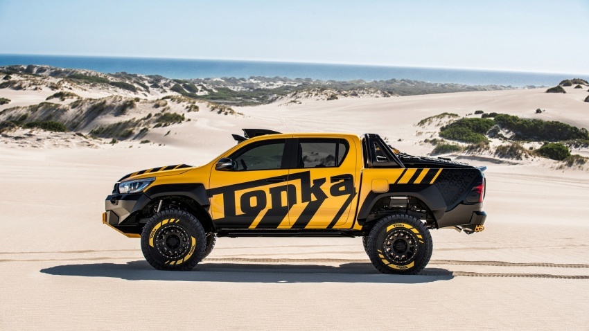 Toyota Hilux Tonka Concept – raja di padang pasir 637427