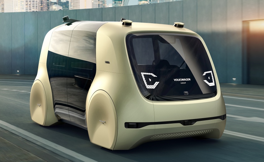 Volkswagen Sedric – going the fully autonomous route 625083