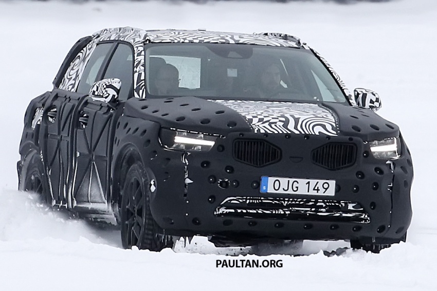 SPYSHOTS: Volvo XC40 in new, much clearer images 633688