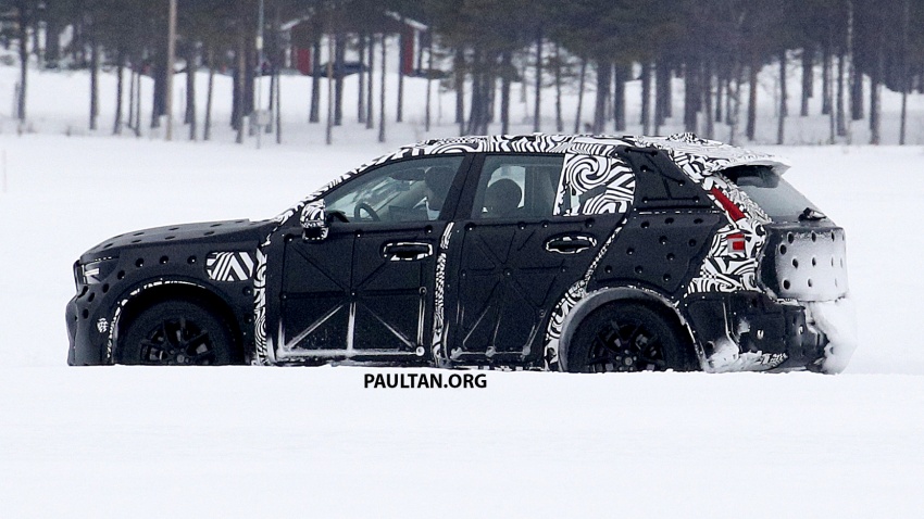 SPYSHOTS: Volvo XC40 in new, much clearer images 633707