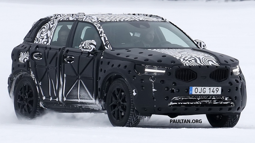 SPYSHOTS: Volvo XC40 in new, much clearer images 633690