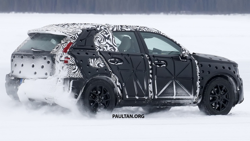 SPYSHOTS: Volvo XC40 in new, much clearer images 633696