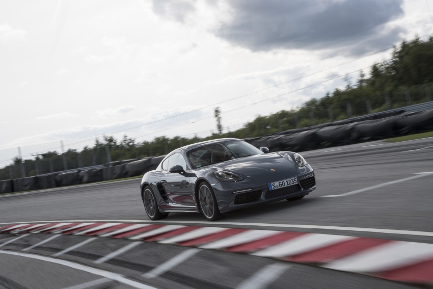 Porsche 718 Cayman dan Cayman S kini di Malaysia 630141