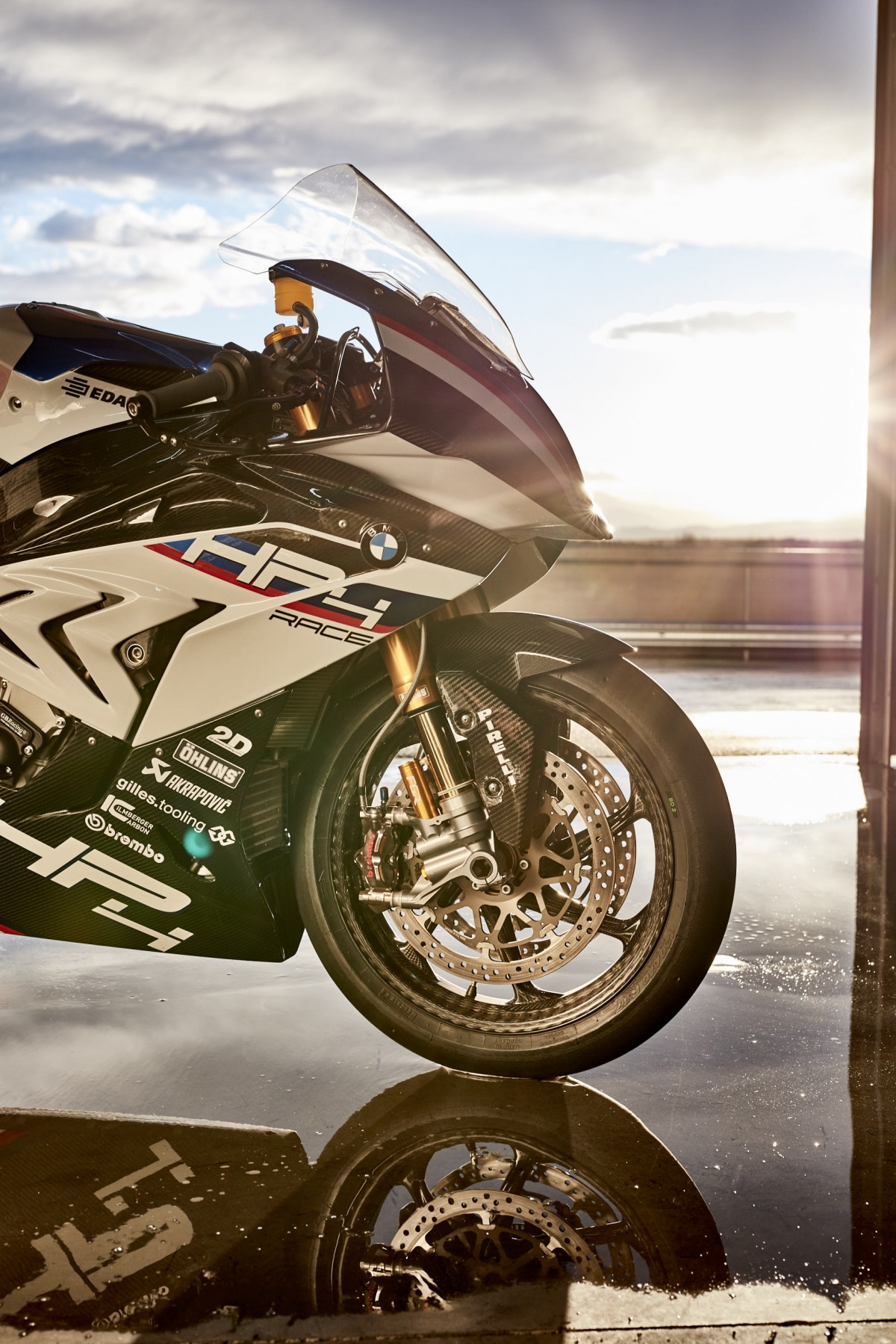 2017 BMW Motorrad HP4 Race racing motorcycle released – limited edition ...