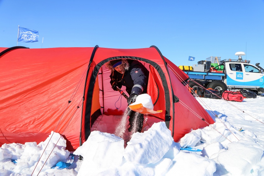 Hyundai Santa Fe survives trip across the Antarctic 650367