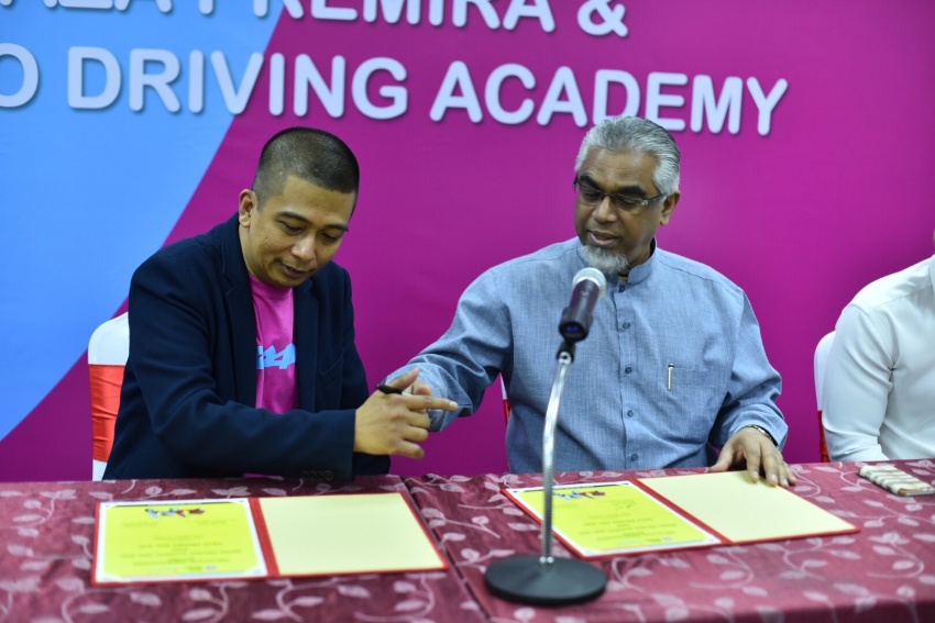 Vespa Malaysia tandatangani perjanjian dengan Metro Driving Academy – beli Vespa, dapat kelas B2 percuma 646357