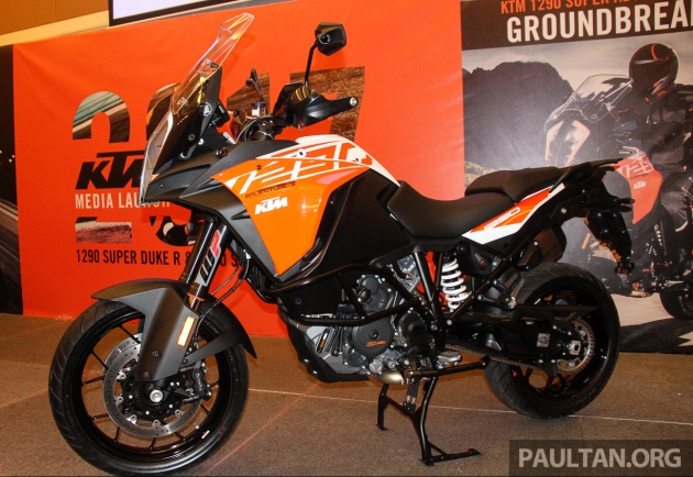 KTM Malaysia lancarkan Super Adventure S 1290 dan Super Duke R 1290 2017 – penuh alat elektronik