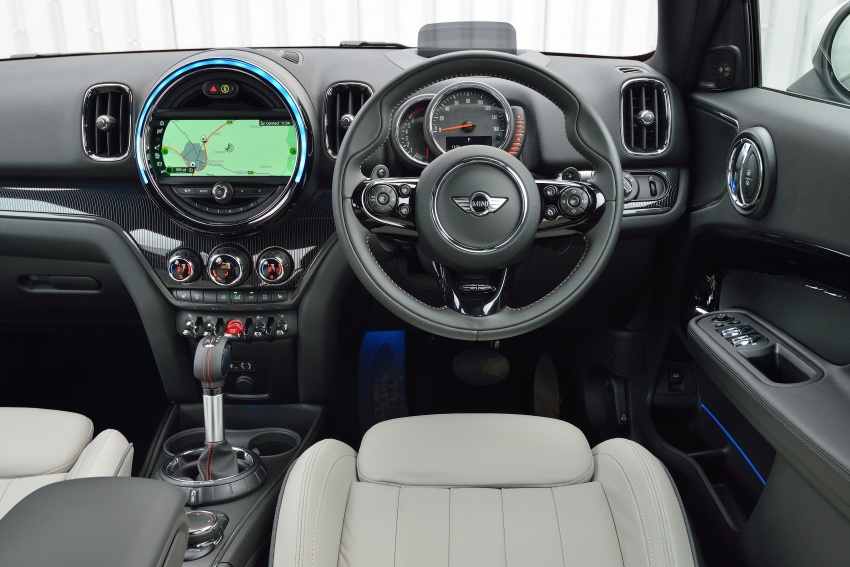 MINI Cooper Countryman F60 dilancarkan – dua varian, enjin 1.5L dan 2.0L turbocaj, harga dari RM240k 645315