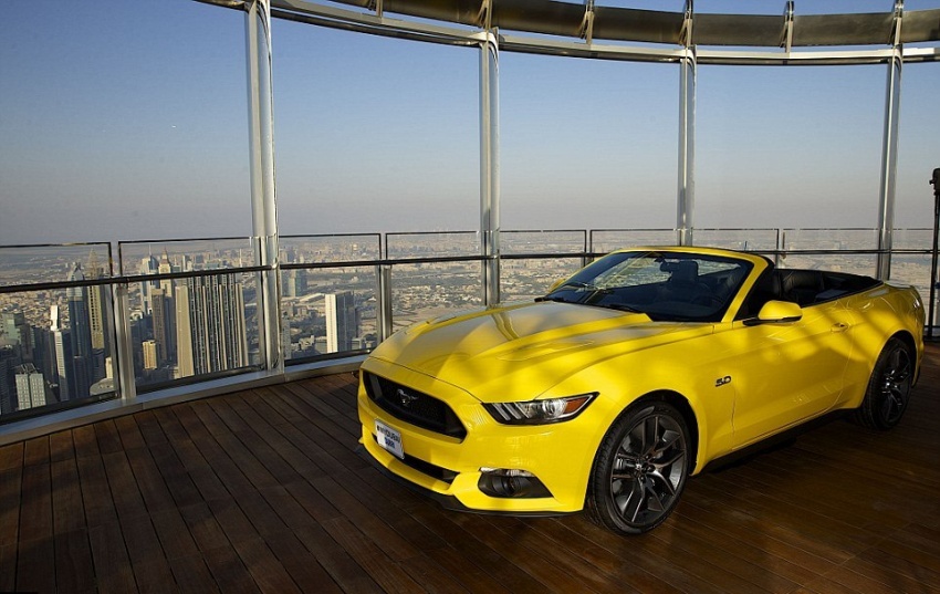 Ford Mustang dinobat kereta sport paling laris di dunia untuk tahun 2016 dengan jualan lebih 150,000 unit 650775