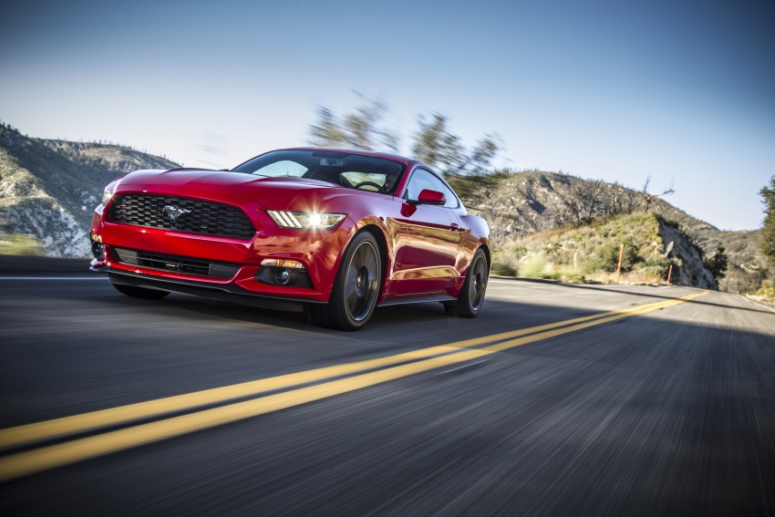 Ford Mustang dinobat kereta sport paling laris di dunia untuk tahun 2016 dengan jualan lebih 150,000 unit 650768