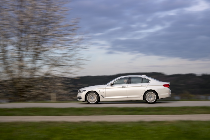 GALLERY: G30 BMW 530e iPerformance – full details 652587