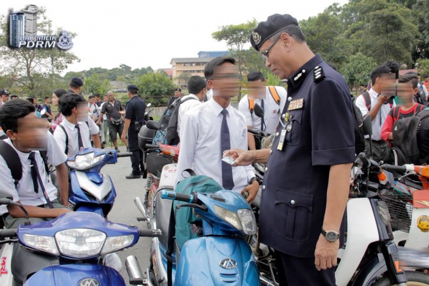 Polis Trafik Selangor adakan Op Didik – 102 pelajar sekolah, 33 ibubapa disaman atas pelbagai kesalahan 649287