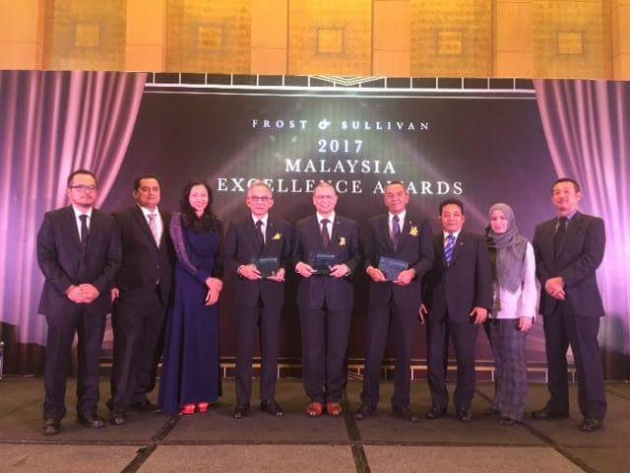 Perodua Bezza secures Frost & Sullivan Malaysia’s 2017 Car of the Year and Debut Car of the Year awards