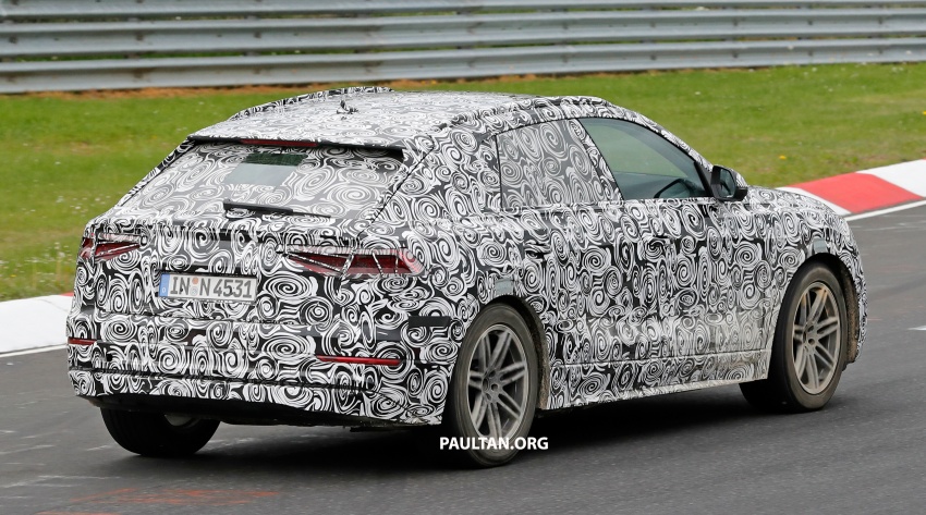 SPIED: Audi Q8 with frameless windows, Android OS 665370