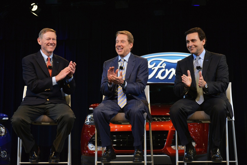 Ford pecat CEO Mark Fields berkuatkuasa serta merta, Jim Hacket telah diumumkan sebagai pengganti 661446