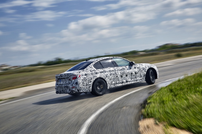 VIDEO: Bagaimana sistem pacuan semua roda M xDrive pada BMW M5 generasi baharu berfungsi Image #665494