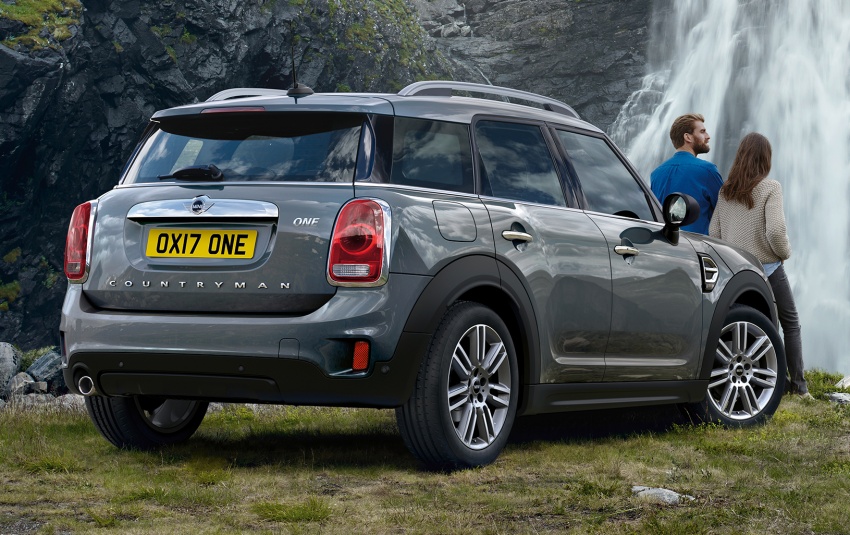 MINI One and One D Countryman revealed, 2017 model year revisions announced – wireless Apple CarPlay 659760