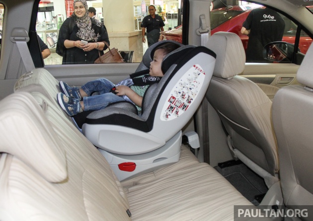 VIDEO: Mengapa anda <em>perlu</em> gunakan tempat duduk keselamatan kanak-kanak semasa dalam kenderaan