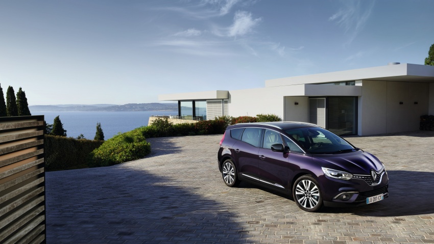 Renault Scenic family receive Initiale Paris versions 666503