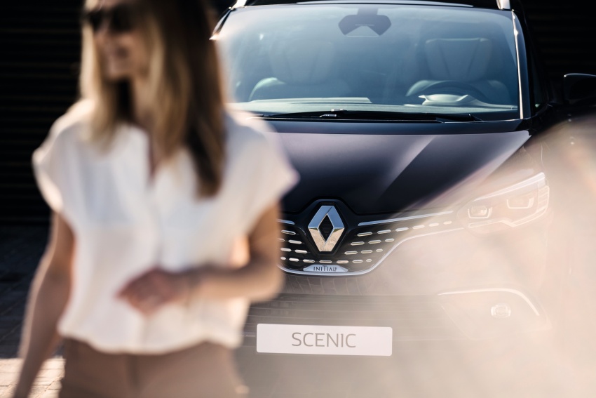 Renault Scenic family receive Initiale Paris versions 666505
